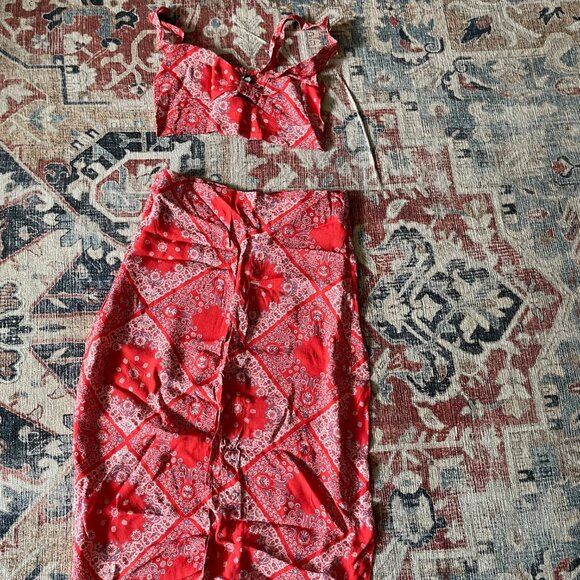 Reformation Petite Clinton Two Piece Set in Elm - Picture 2 of 4